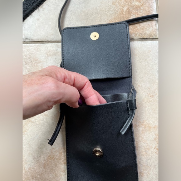 Vegan Leather Adjustable Crossbody Phone Case - Picture 5 of 11